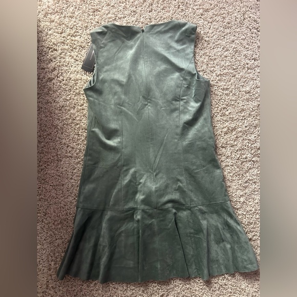 NWT BCBGMaxAzria Women’s Small Green Dress - Picture 3 of 5